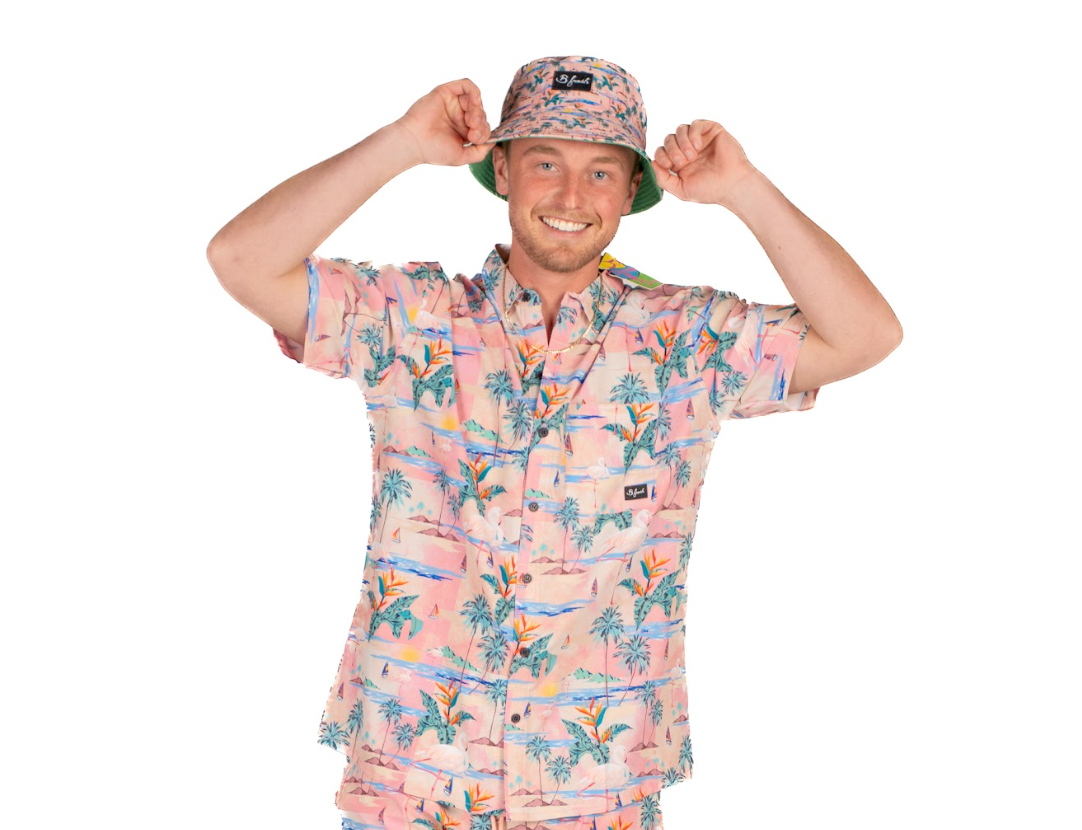 Bucket hat with dope flamingo pattern