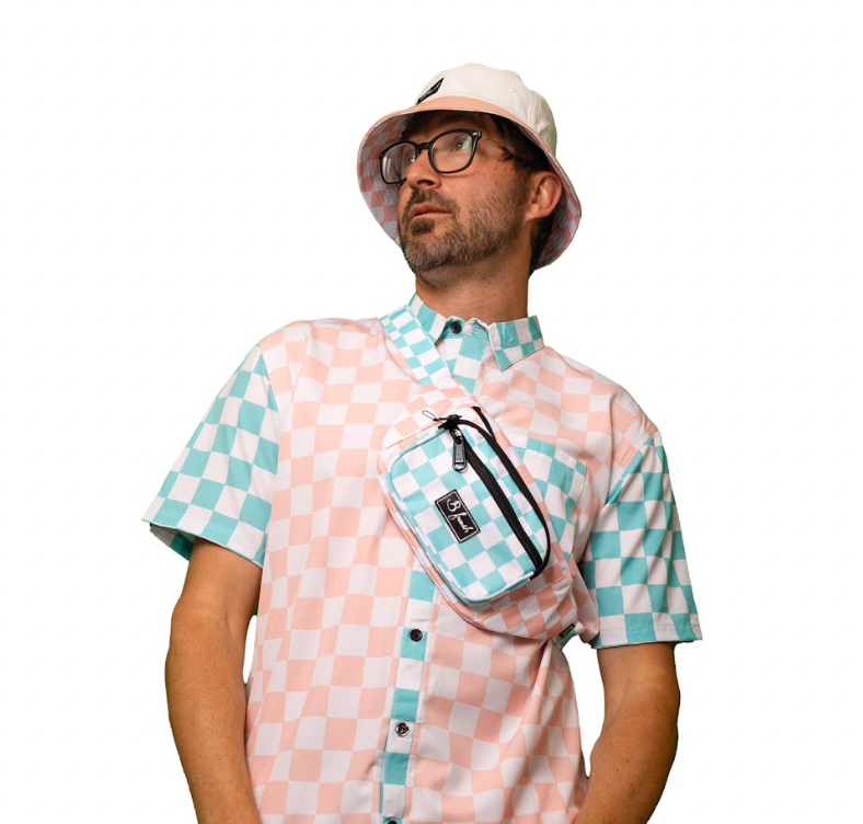 awesome reversible bucket hat and fanny pack 