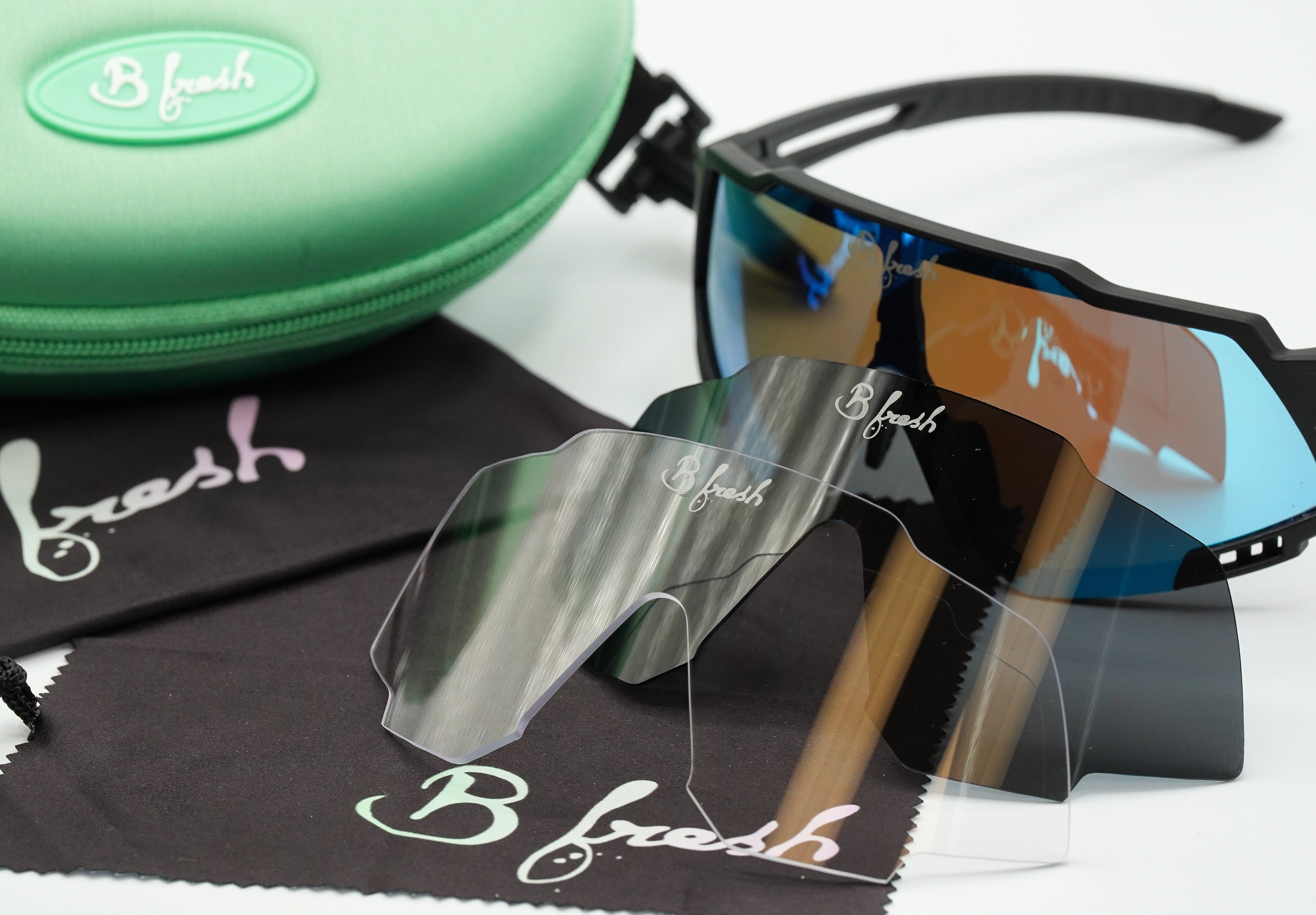 Athletic sports glasses 